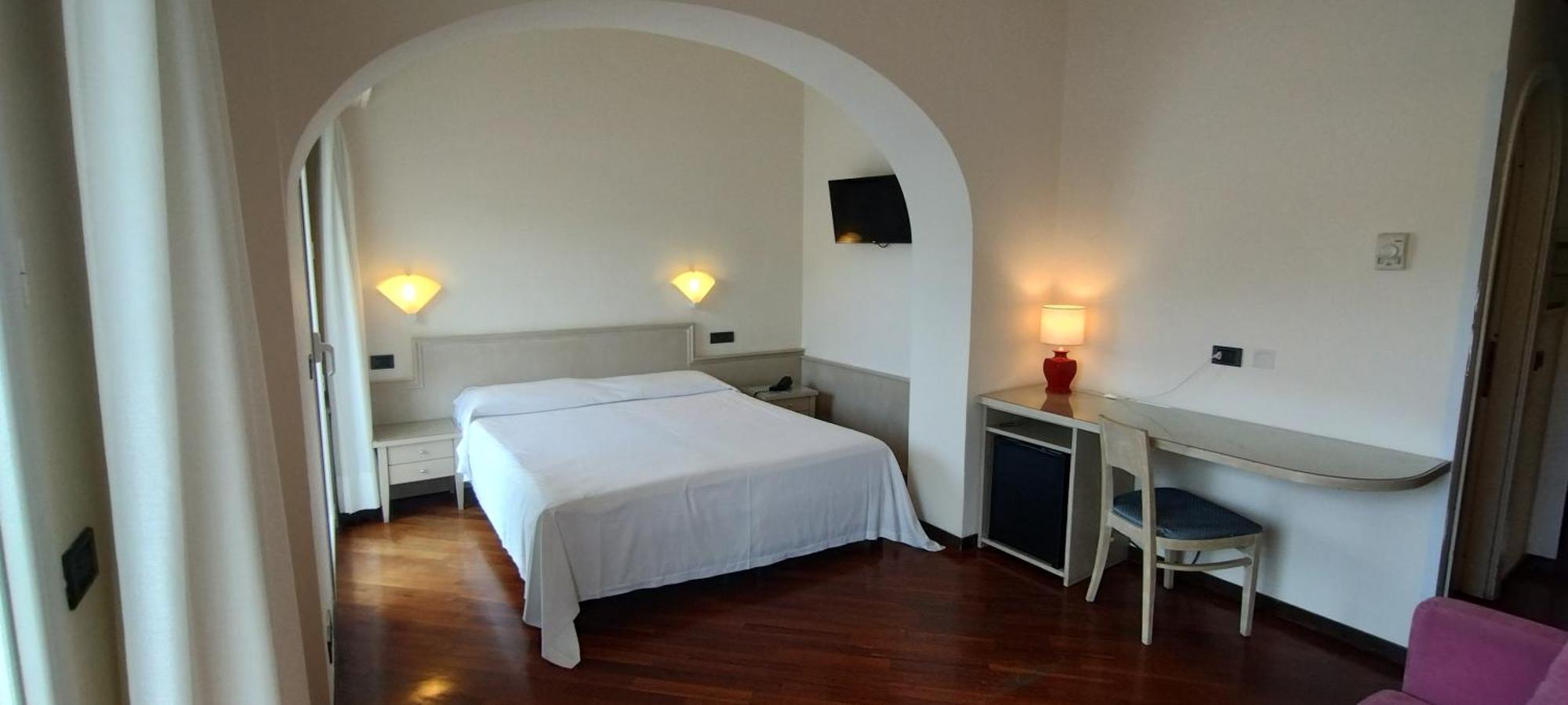 Hotel Elena Recco Exteriör bild
