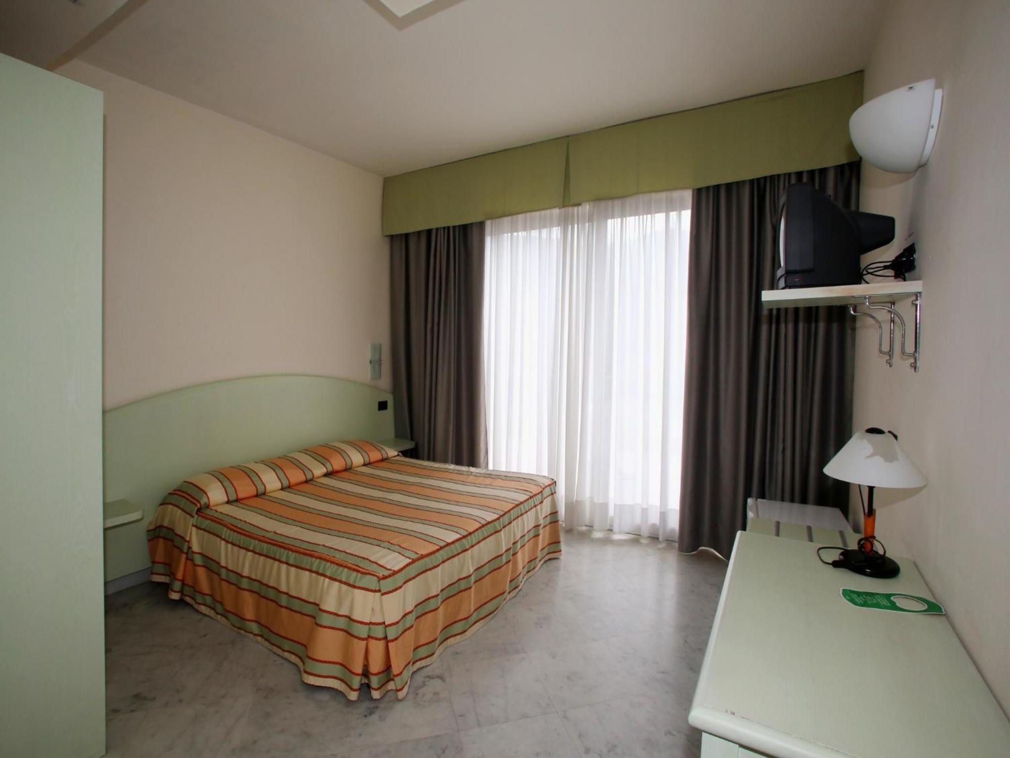 Hotel Elena Recco Rum bild