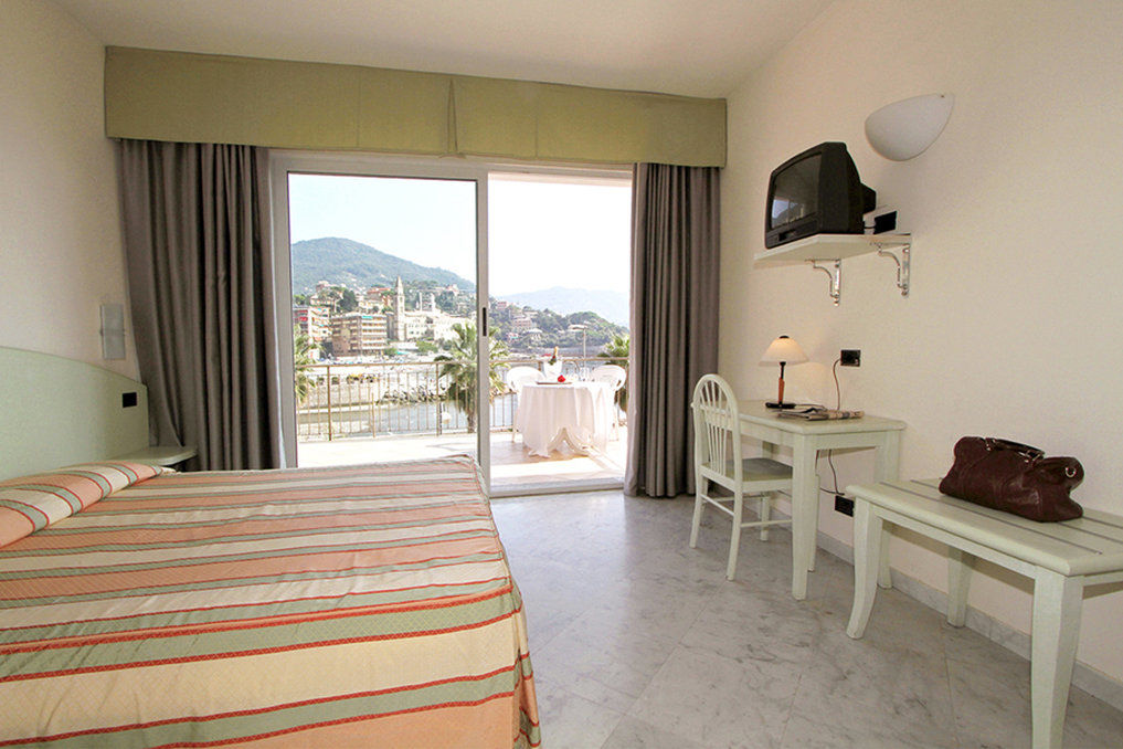 Hotel Elena Recco Exteriör bild